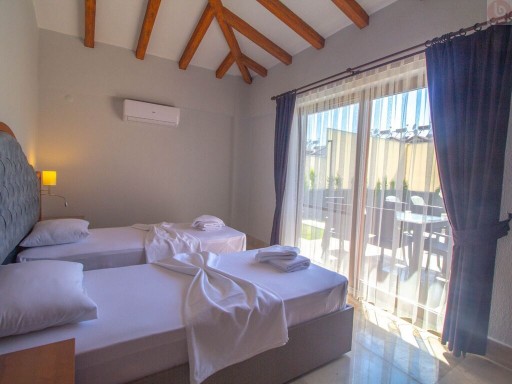 Villa Tlos 1